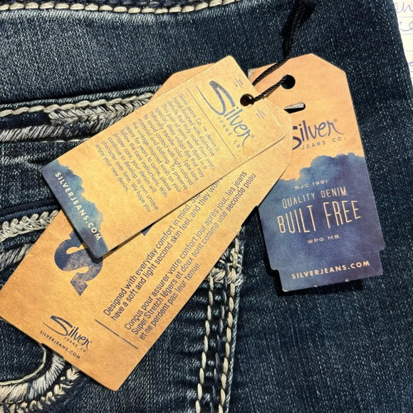 SILVER JEANS Sz 18 Suki High Boot Cut Relaxed Hip High Rise Jeans Denim NEW - Picture 11 of 16